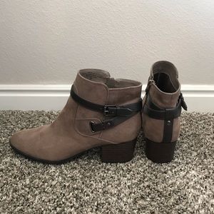 SUPER Cute Low Boots!